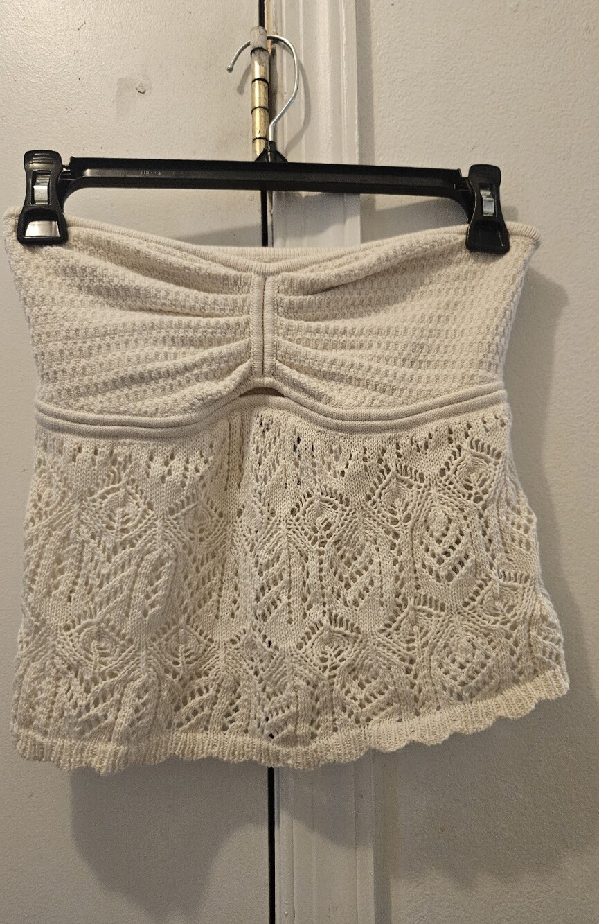 AMERICAN EAGLE CROCHET TOP